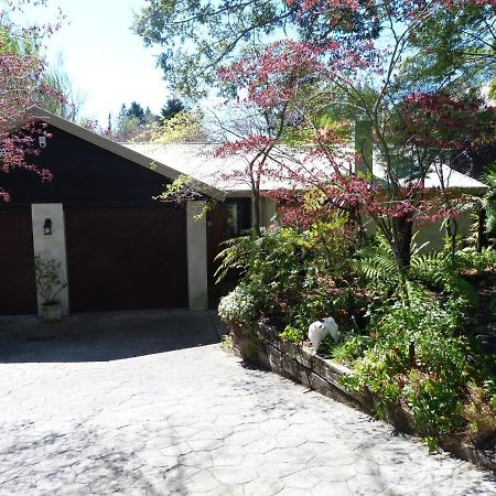 Fred&Donz Bed And Breakfast Taupo Dış mekan fotoğraf