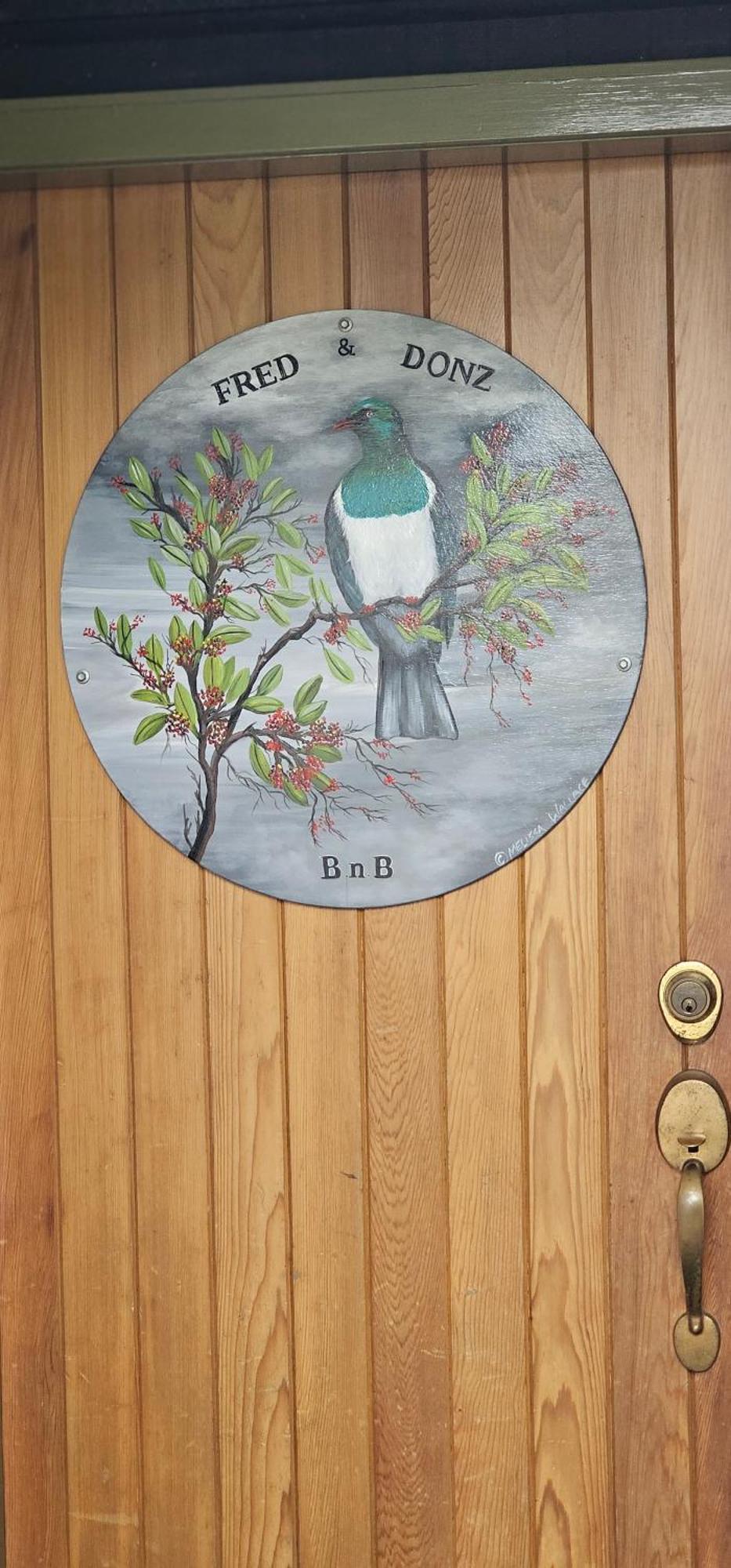 Fred&Donz Bed And Breakfast Taupo Dış mekan fotoğraf